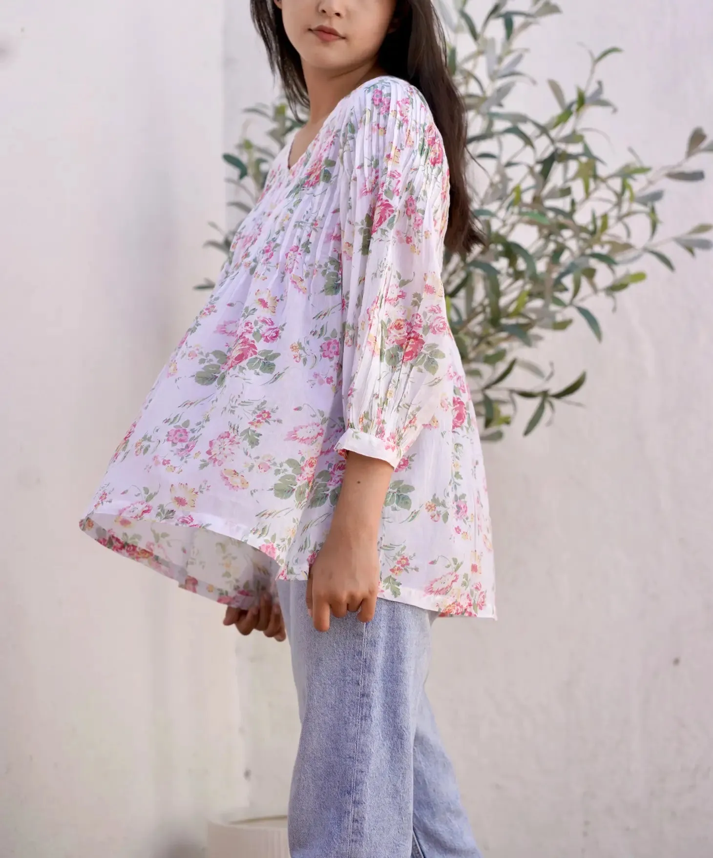 Alya Floral Top White