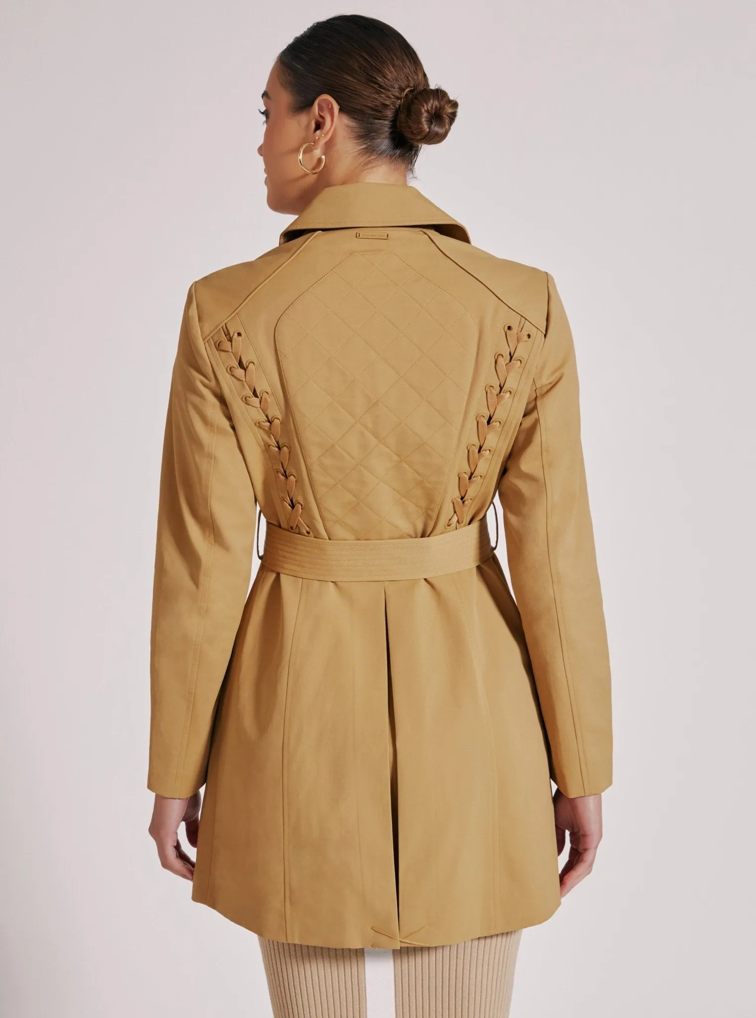 CLASSIC TRENCH COAT