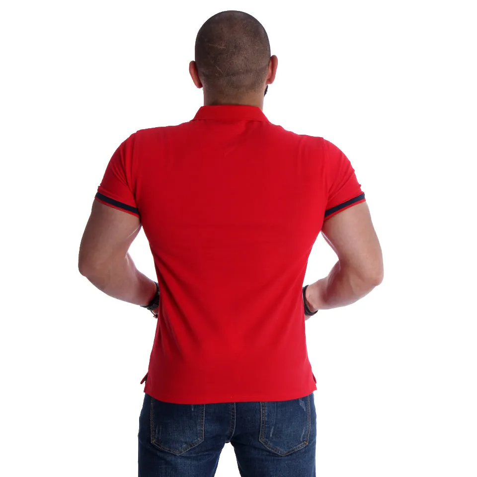 Men Red Solid Polo Collar T-shirt -7012